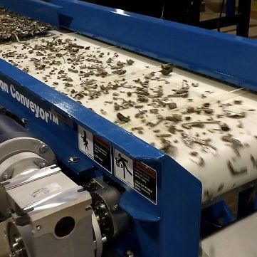 Conveyor for recycled metal
